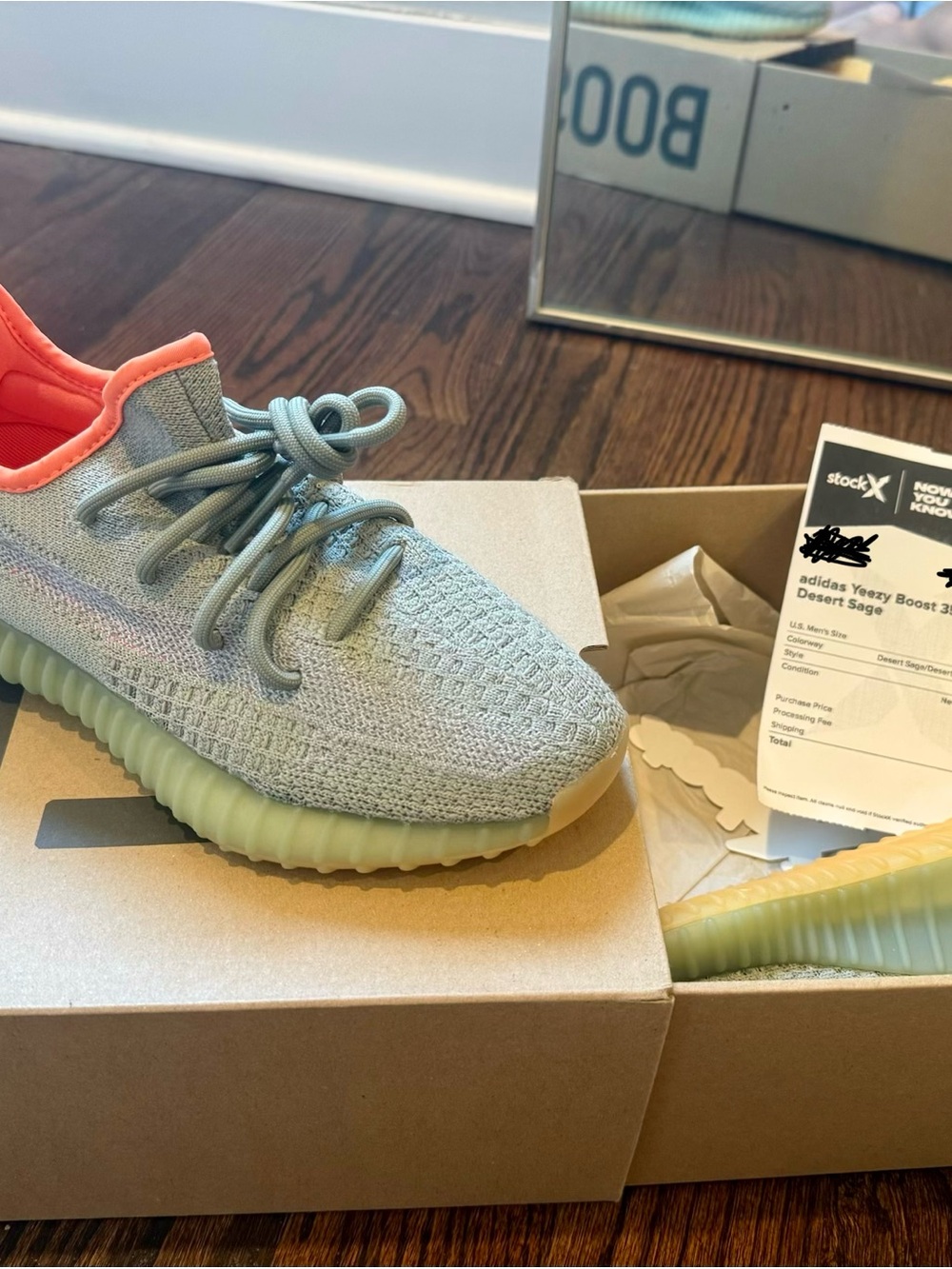 BRAND NEW NEVER WORN Yeezy Boost 350